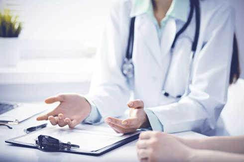 Collaborare con il team sanitario