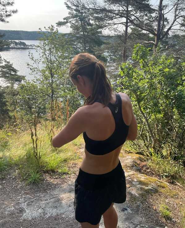 Sofia tränar.
