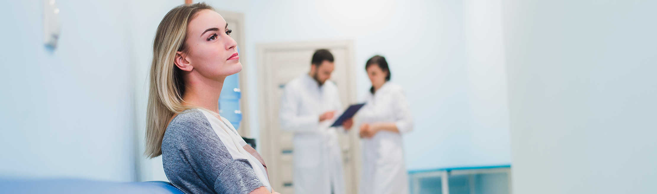 patiente SEP attendant le diagnostic