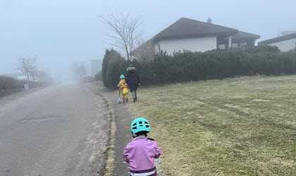 Ta tillbaka vardagen. På promenad med barn.